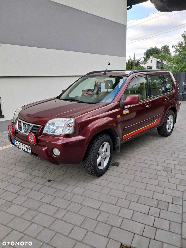 Nissan X-Trail - 2