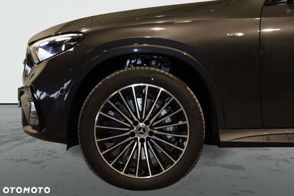 Mercedes-Benz GLC - 7