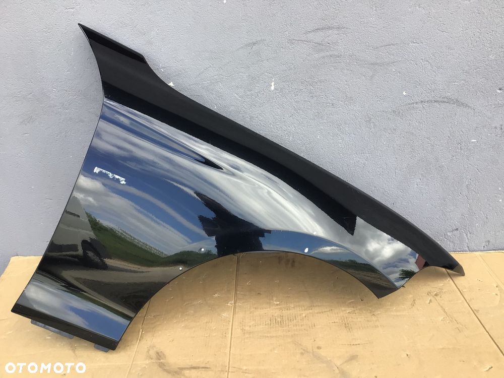Błotnik przedni prawy BMW F20 F21 - 2