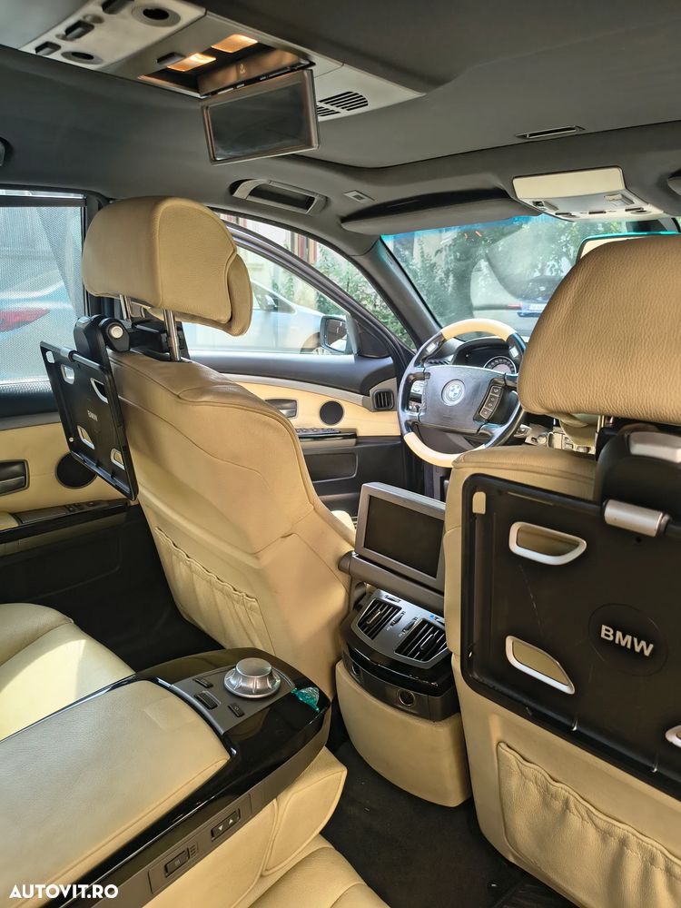 BMW Seria 7 - 8