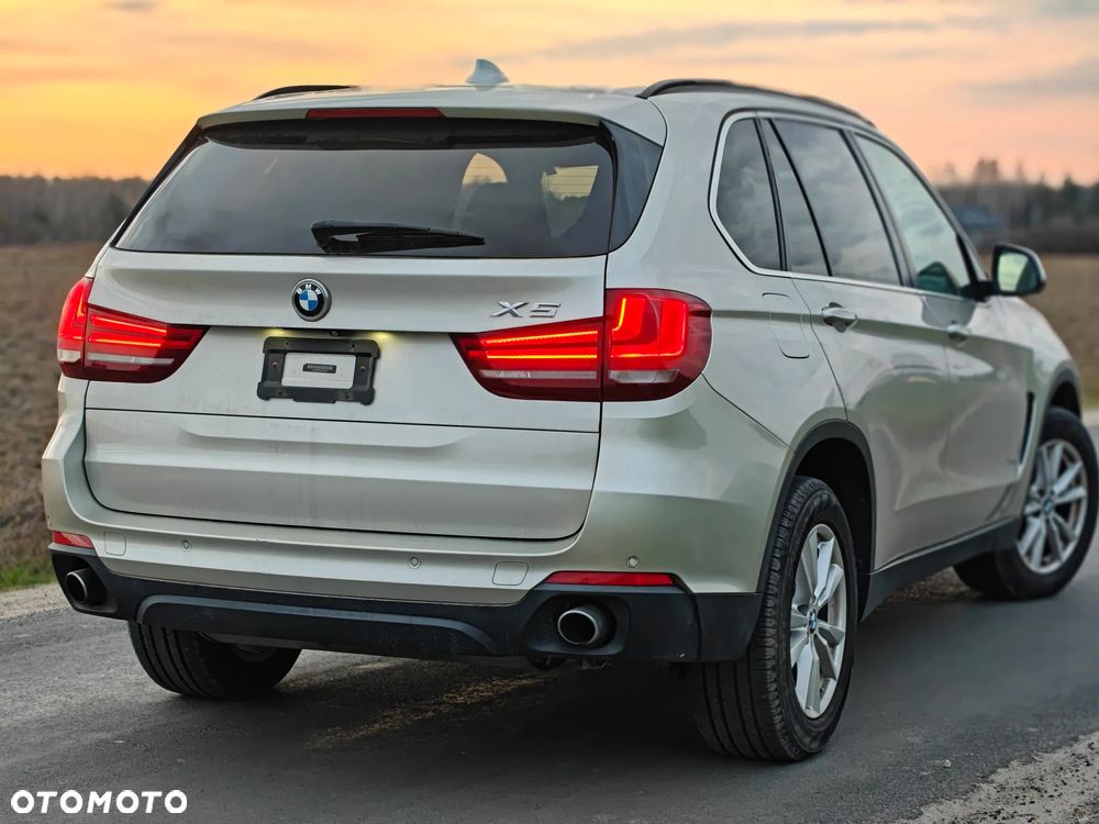 BMW X5 xDrive35i Edition Exclusive - 11