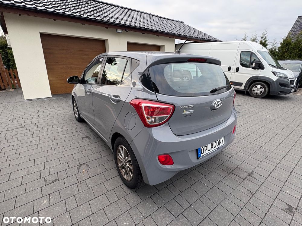 Hyundai i10 - 12