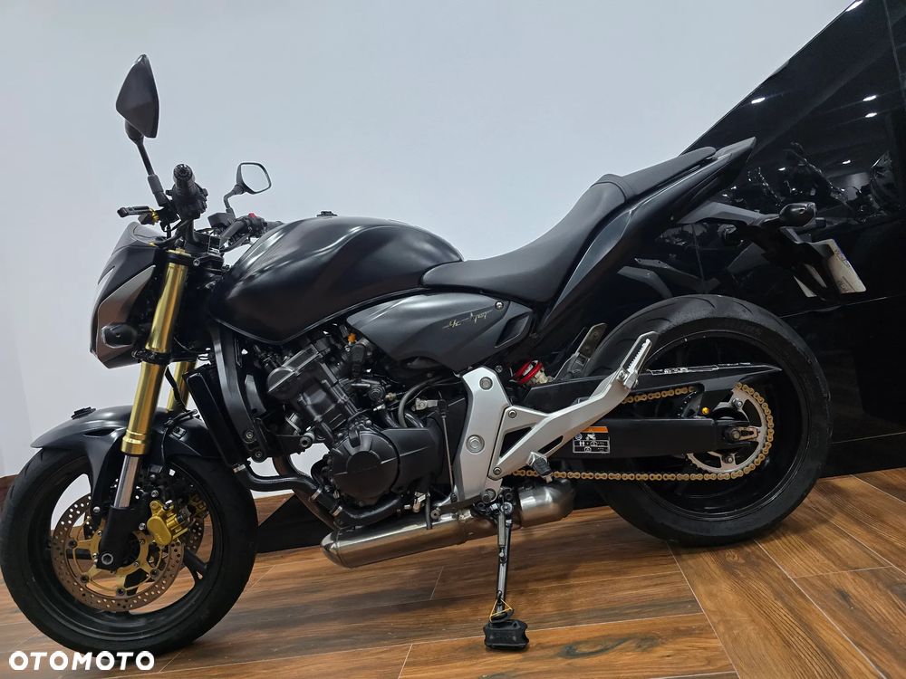 Honda Hornet - 30
