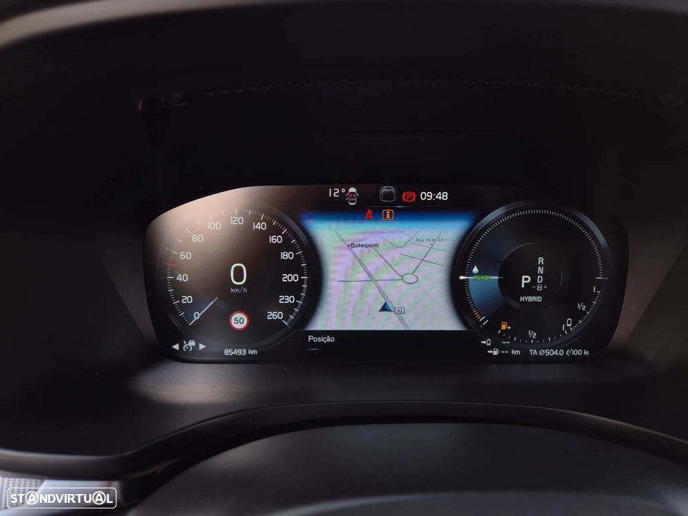 Volvo V60 2.0 T6 AWD TE R-Design - 25