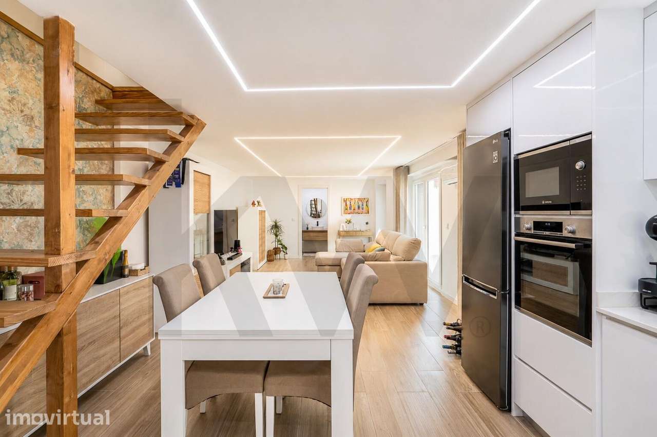 Moradia T2+1 com garagem, enorme logradouro e espaço multifunções em R - Grande imagem: 4/28