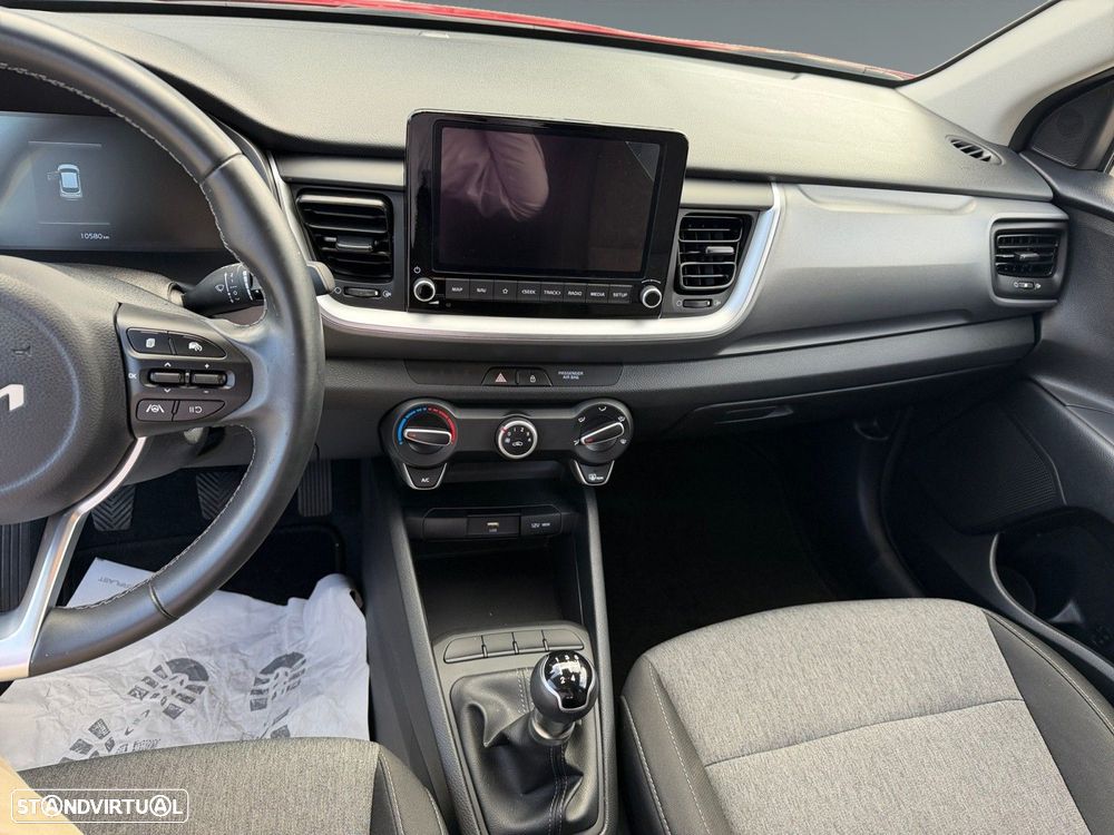 Kia Stonic 1.2 MPi Dynamic - 12