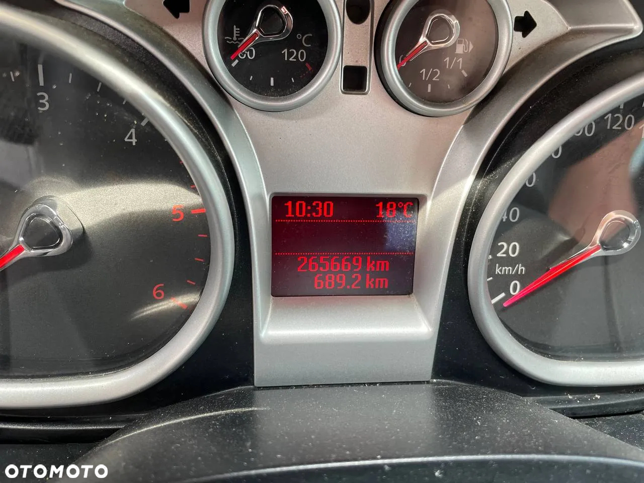 Ford Focus 1.6 TDCi Amber X - 16