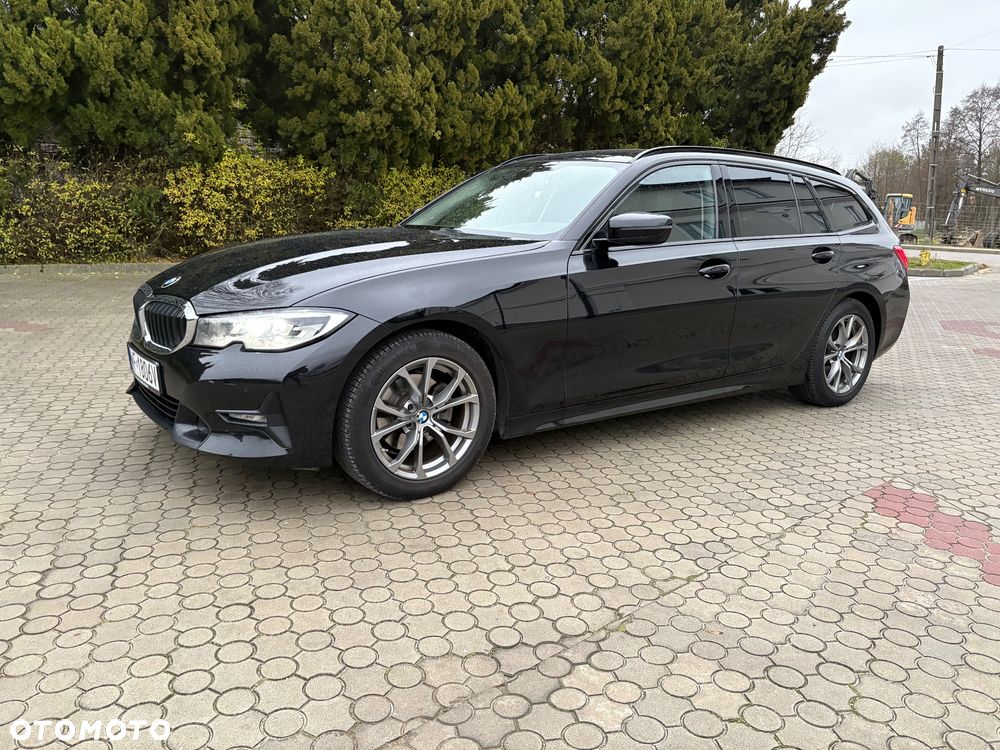 BMW Seria 3 320d Sport Line - 6