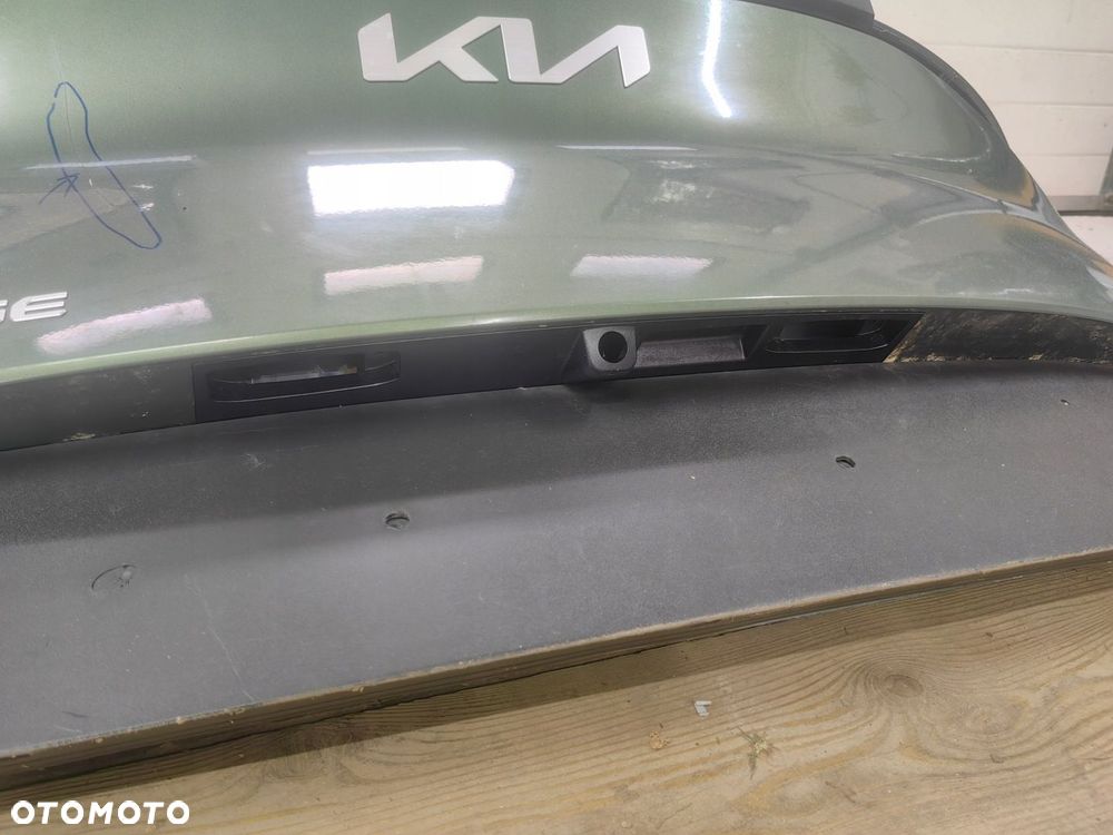 Kia Sportage V klapa blenda emblemat tył tylna 21- - 7
