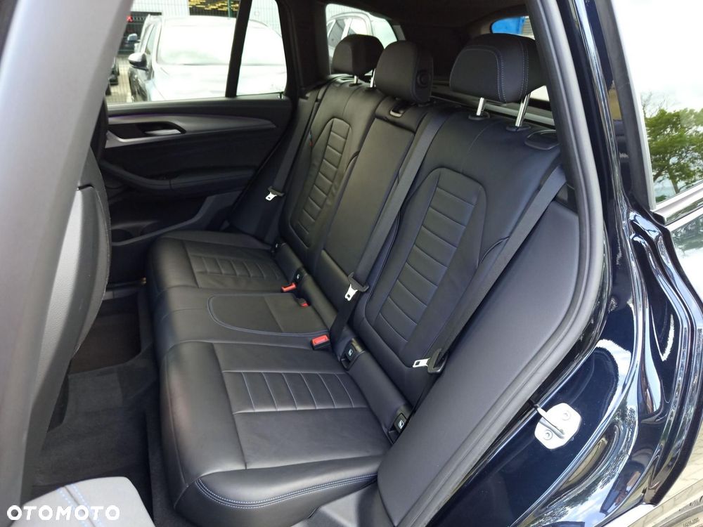 BMW X3 - 22