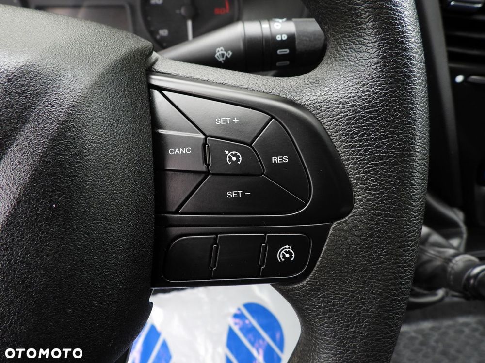 Iveco DAILY 35C14 WYWROTKA TEMPOMAT BLIŹNIACZE KOŁA  140KM - 32