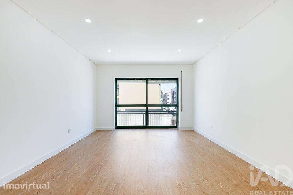Apartamento T2 em Baixa da Banheira e Vale da Amoreira de 72 m2 - Grande imagem: 2/16