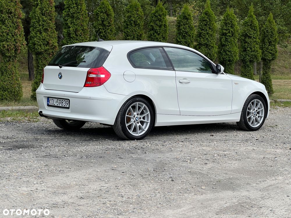 BMW Seria 1 116i - 4