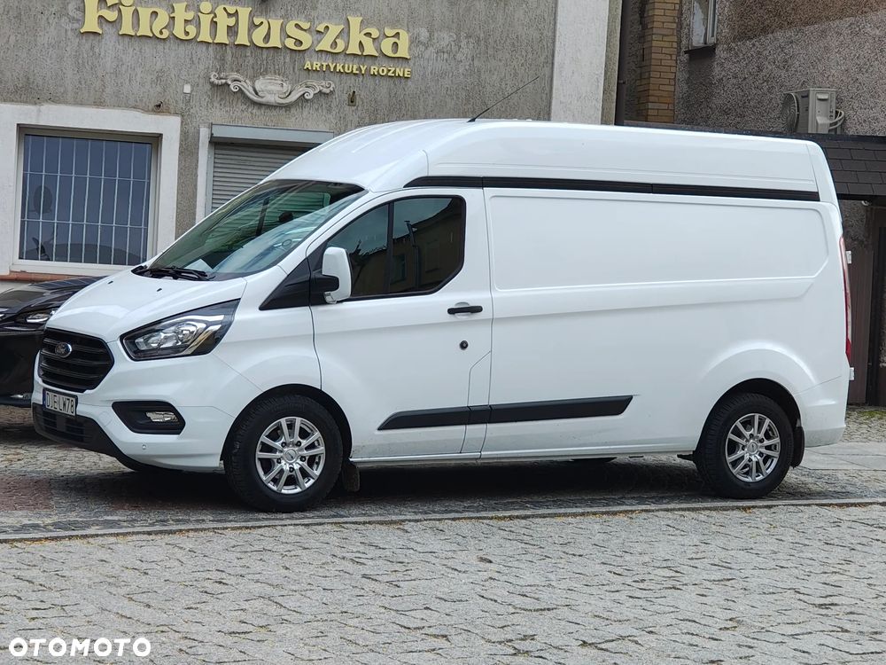Ford TRANSIT CUSTOM - 1
