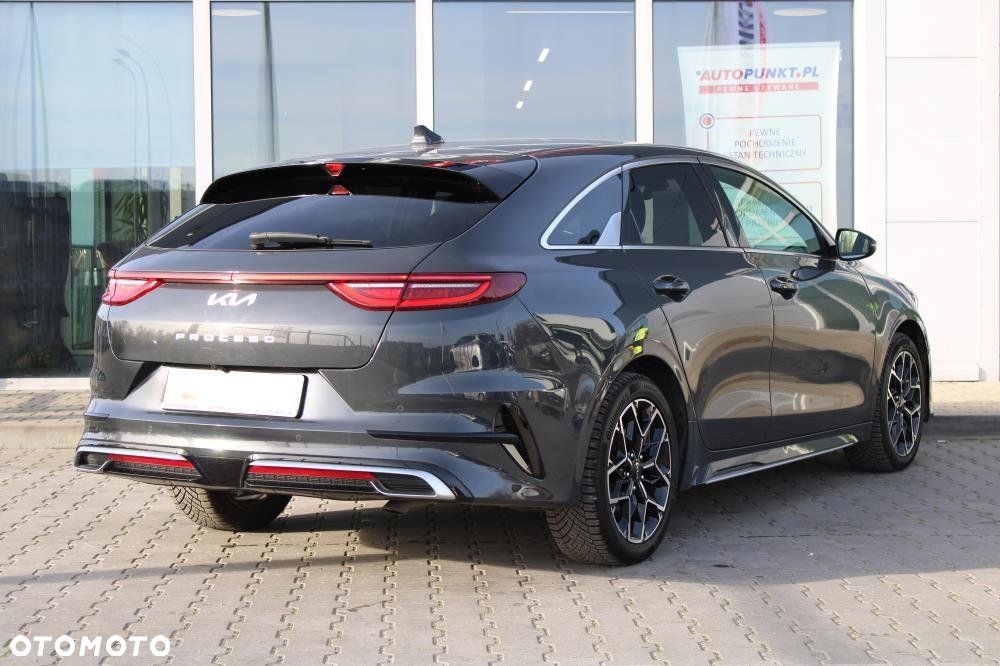 Kia ProCeed - 4