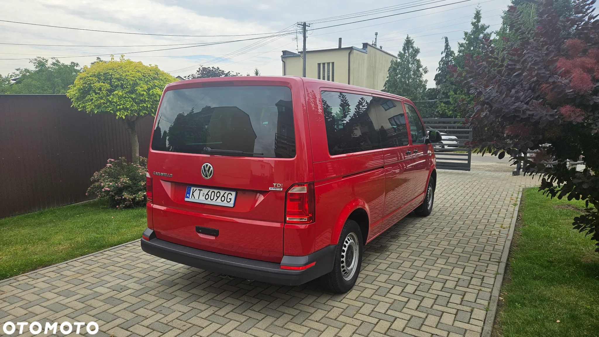 Volkswagen Caravelle 2.0 TDI L2 Highline - 4