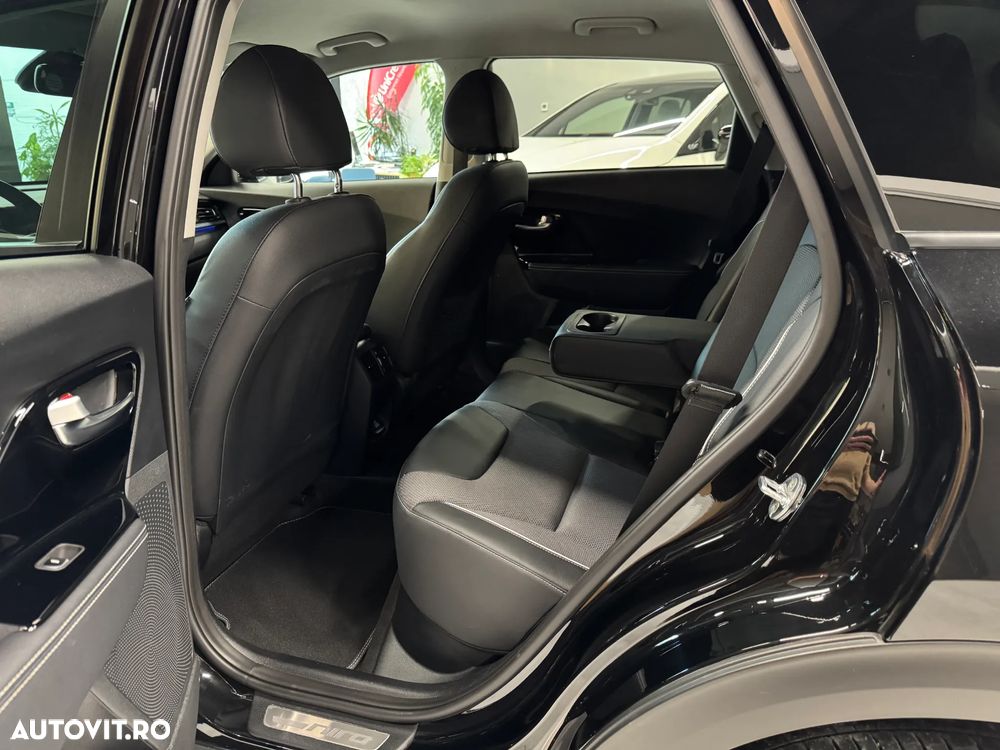 Kia Niro e-Niro 100 kW Vision - 8