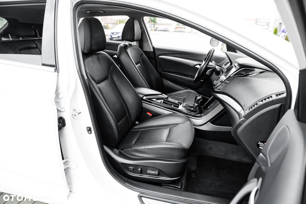 Hyundai i40 Kombi blue 1.7 CRDi DCT Premium - 23