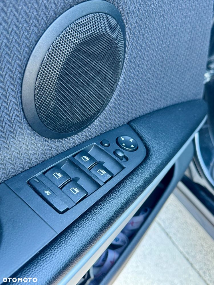 BMW Seria 3 - 23