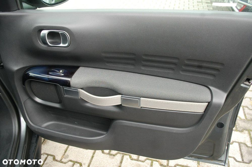 Citroën C4 Cactus - 27