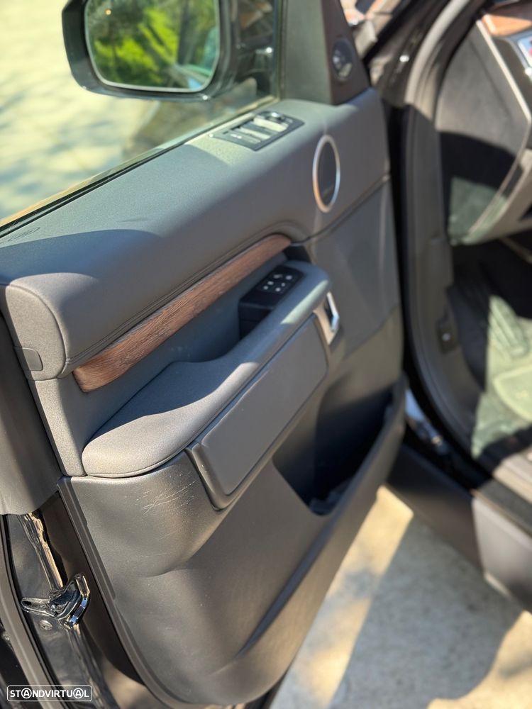 Land Rover Discovery 3.0 SD6 HSE - 18