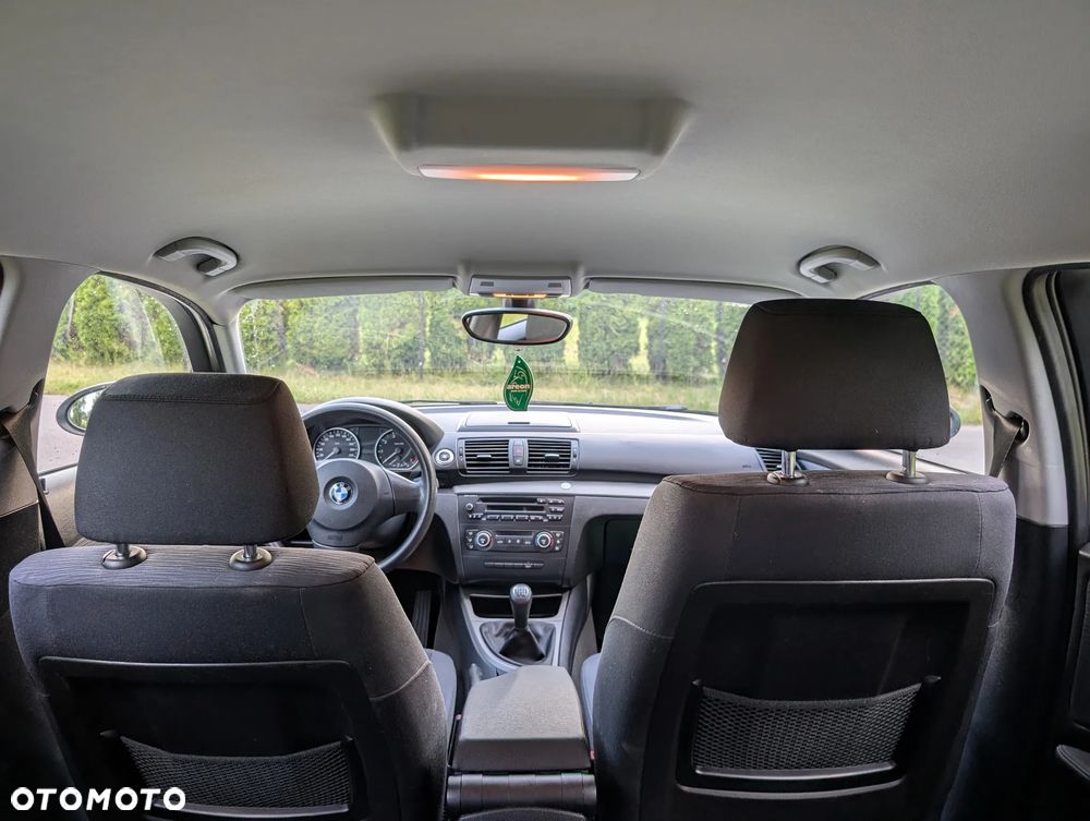 BMW Seria 1 116i - 26
