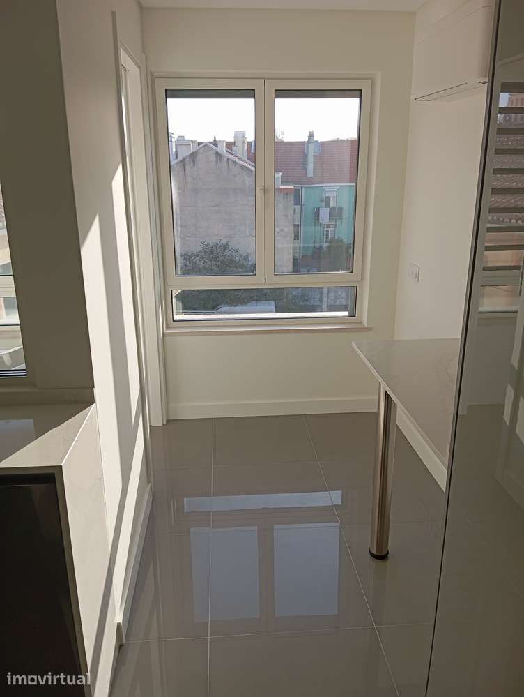 Apartamento T3 com vista sobre o Rio Tejo - Grande imagem: 5/30