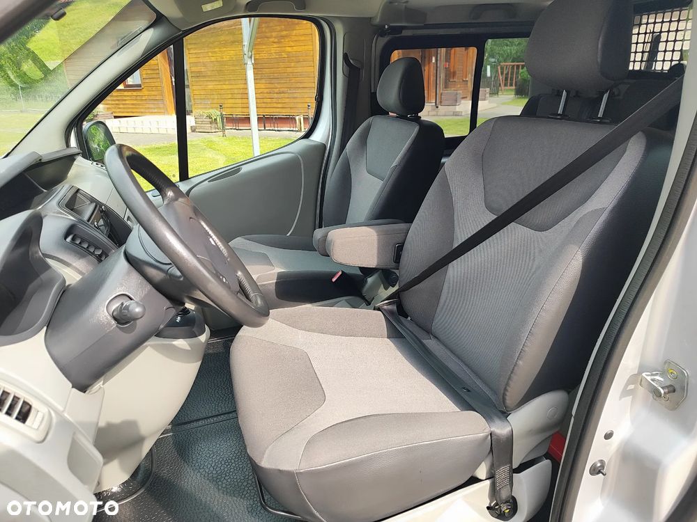 Renault Trafic - 13