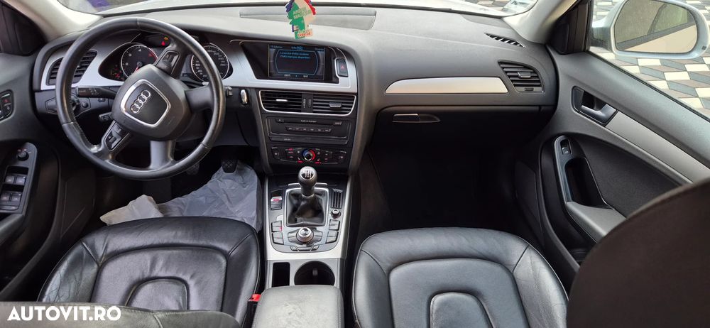 Audi A4 2.0 TDI B8 - 8