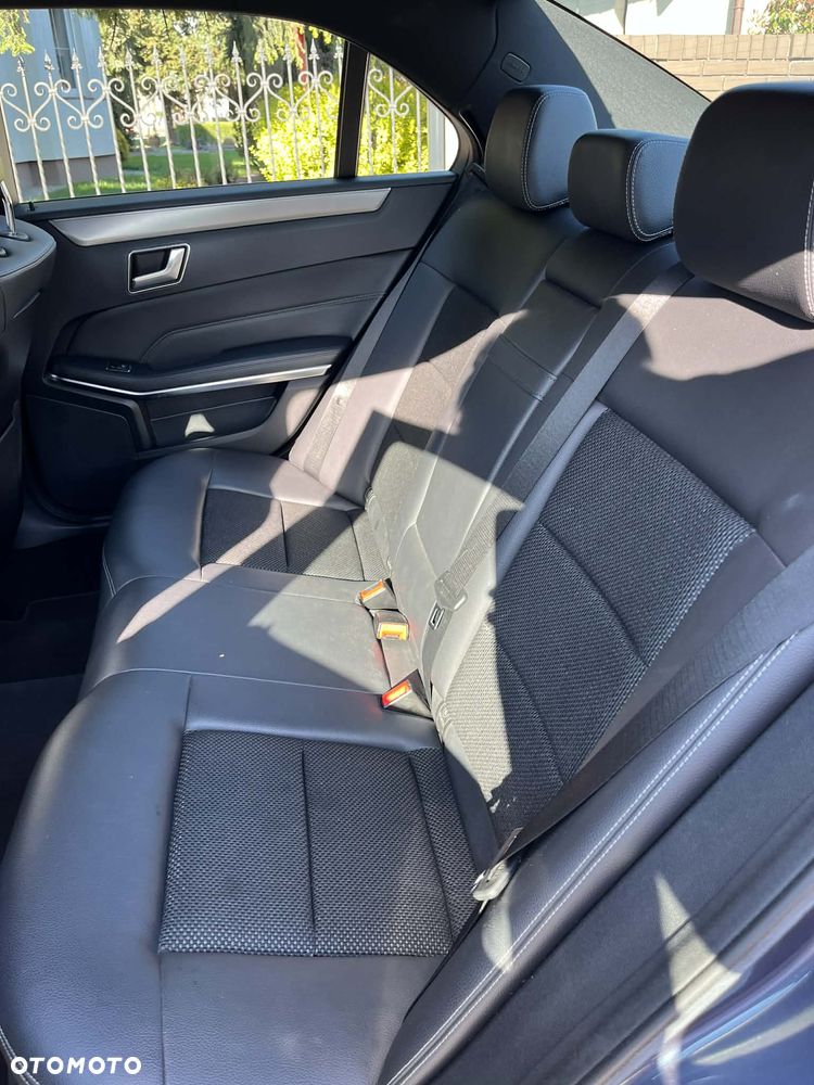 Mercedes-Benz Klasa E 220 BlueTEC 4-Matic Elegance - 16