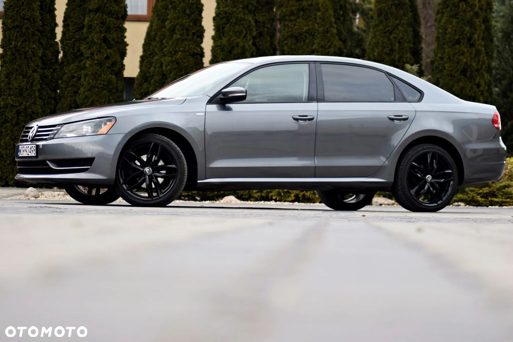 Volkswagen Passat - 17