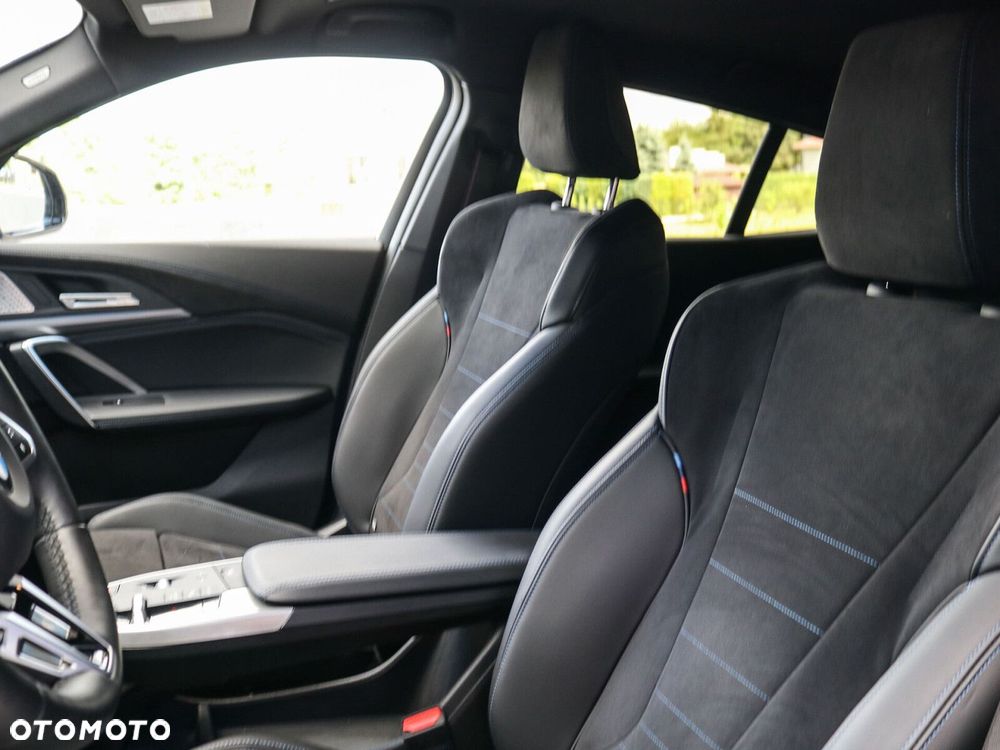 BMW X2 - 25