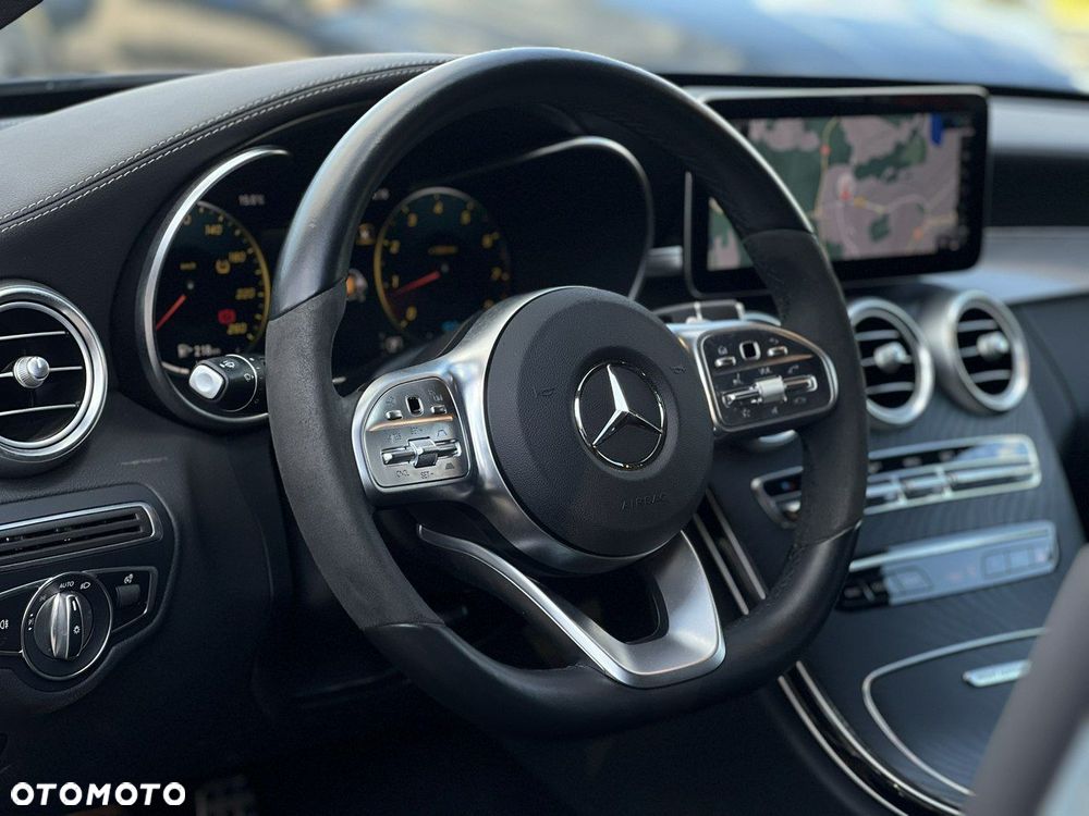 Mercedes-Benz Klasa C 300 T 9G-TRONIC Night Edition - 18