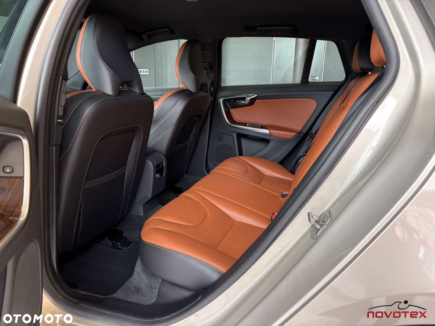 Volvo V60 - 25