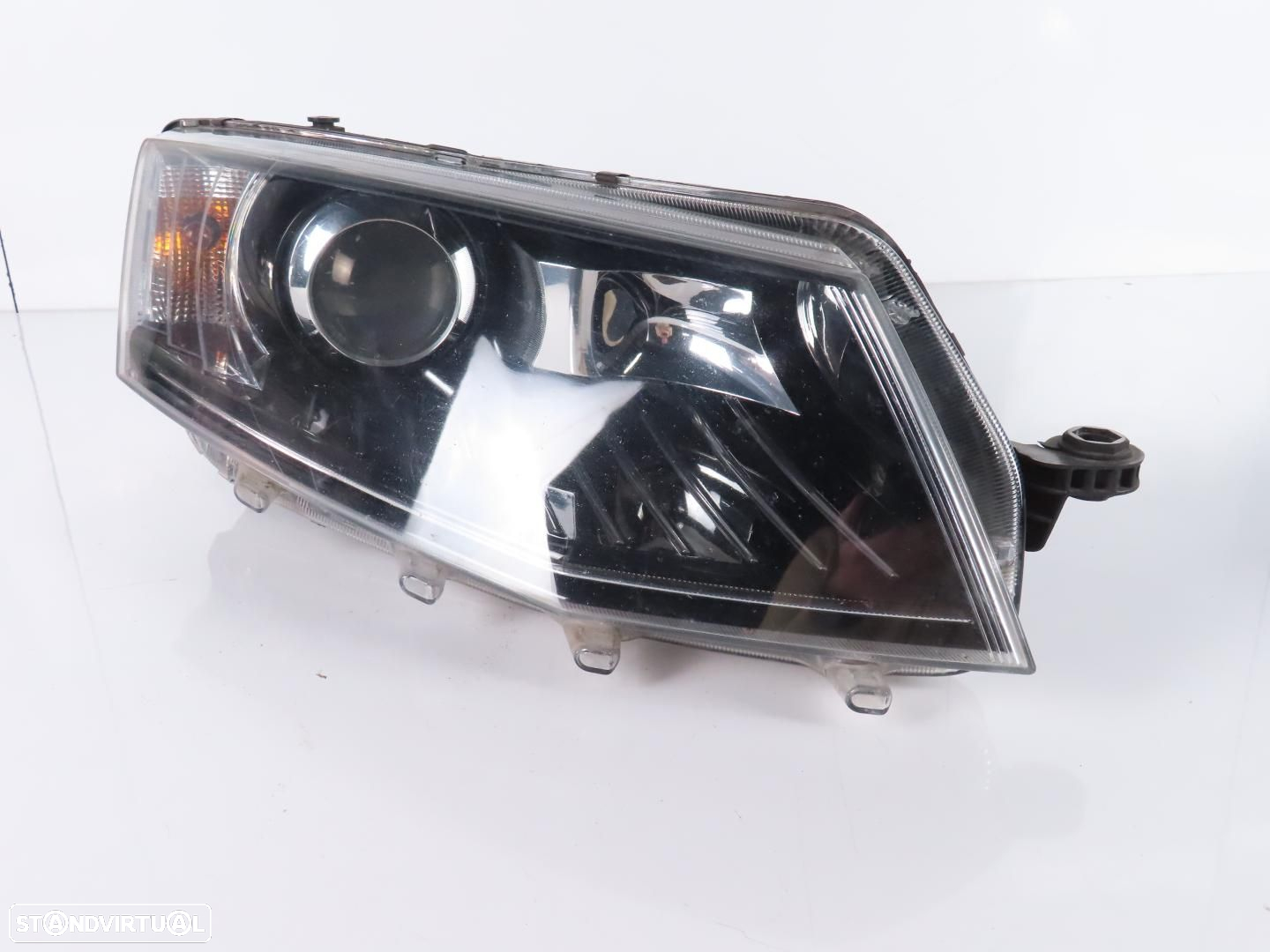 Farol Xénon Direcional Usado / Original SKODA OCTAVIA III (5E3, NL3, NR3)/SKODA... - 3