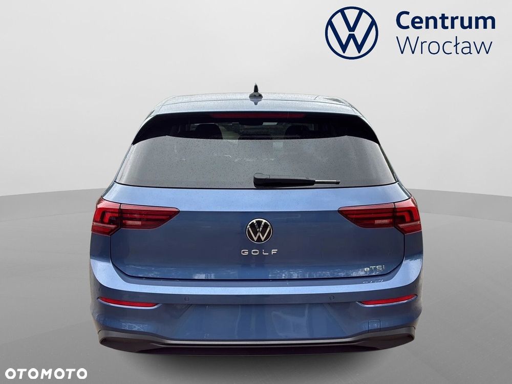 Volkswagen Golf - 10