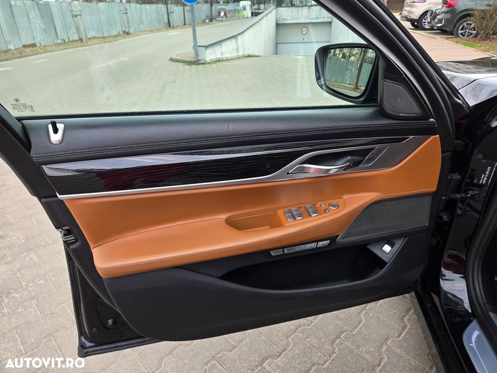 BMW Seria 7 750d xDrive - 10
