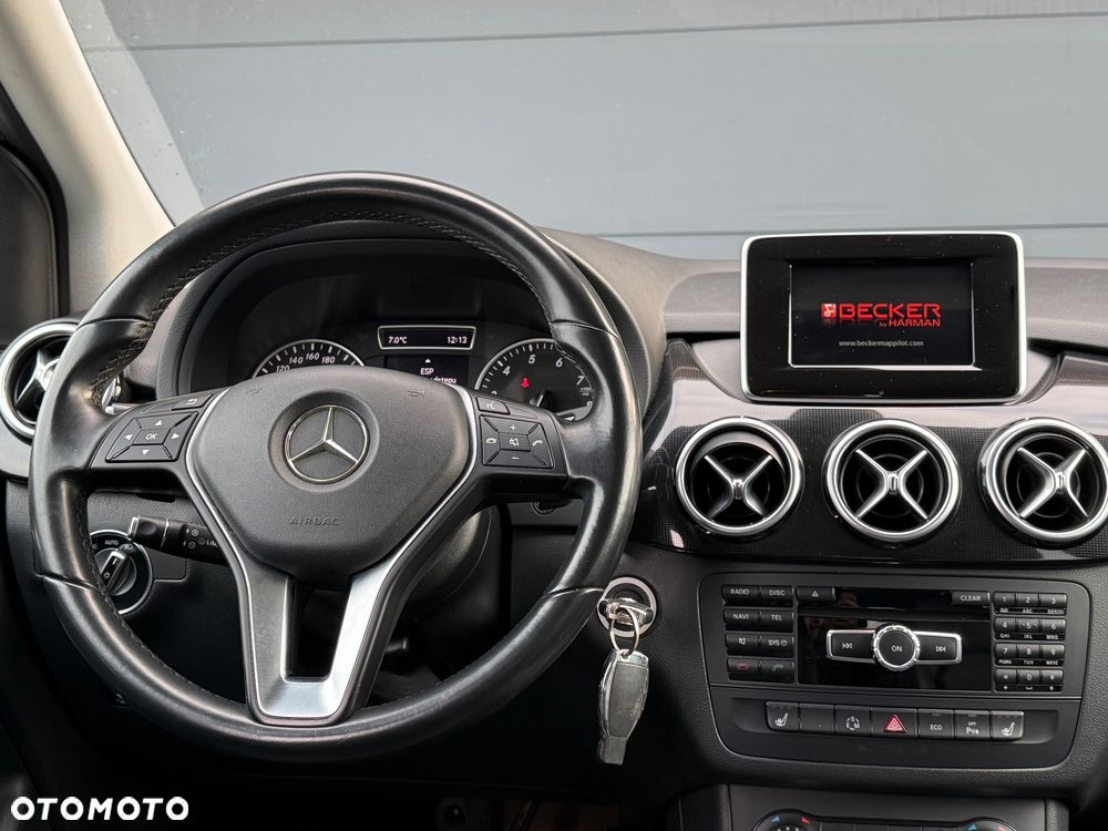 Mercedes-Benz Klasa B 200 7G-DCT Edition - 11