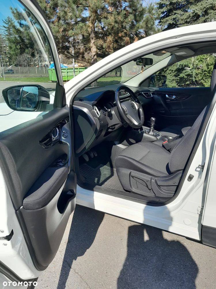 Nissan Qashqai 1.2 DIG-T Acenta EU6 - 8