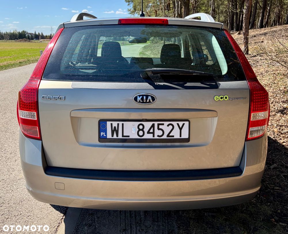 Kia Ceed 1.4 Comfort + - 9