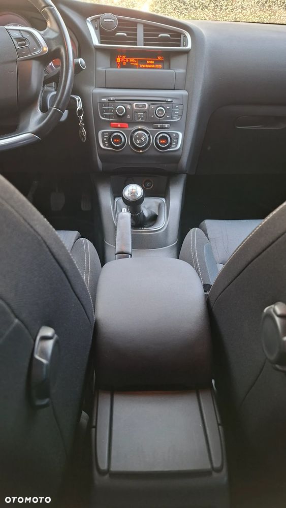 Citroën C4 1.6 VTi Exclusive - 17