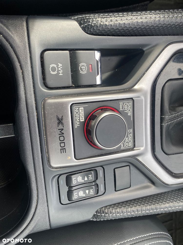 Subaru Forester 2.0 i Platinum Lineartronic - 13