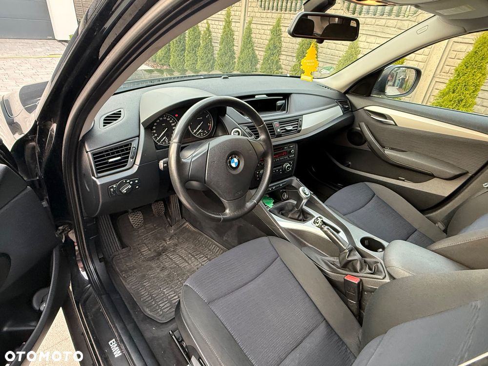 BMW X1 sDrive18d - 13