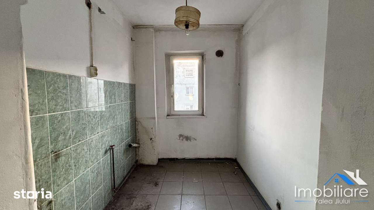 Apartament 4 camere decomandate | 77 mp | Bloc izolat - Imagine principală: 5/7