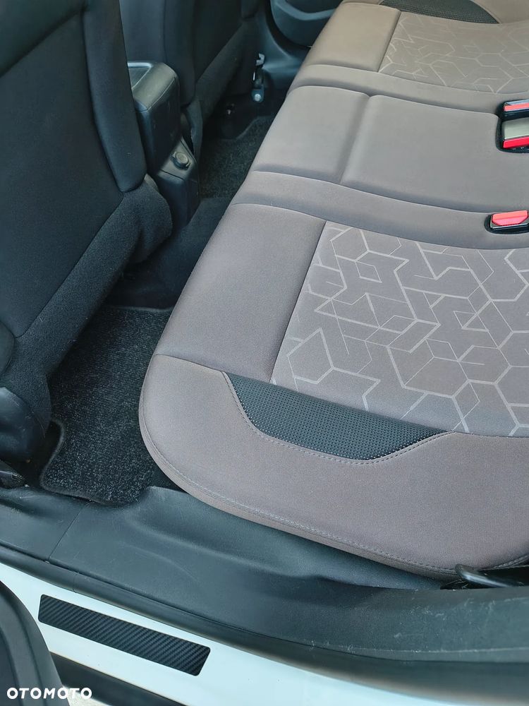 Peugeot 2008 1.2 Pure Tech Style EU6 - 6