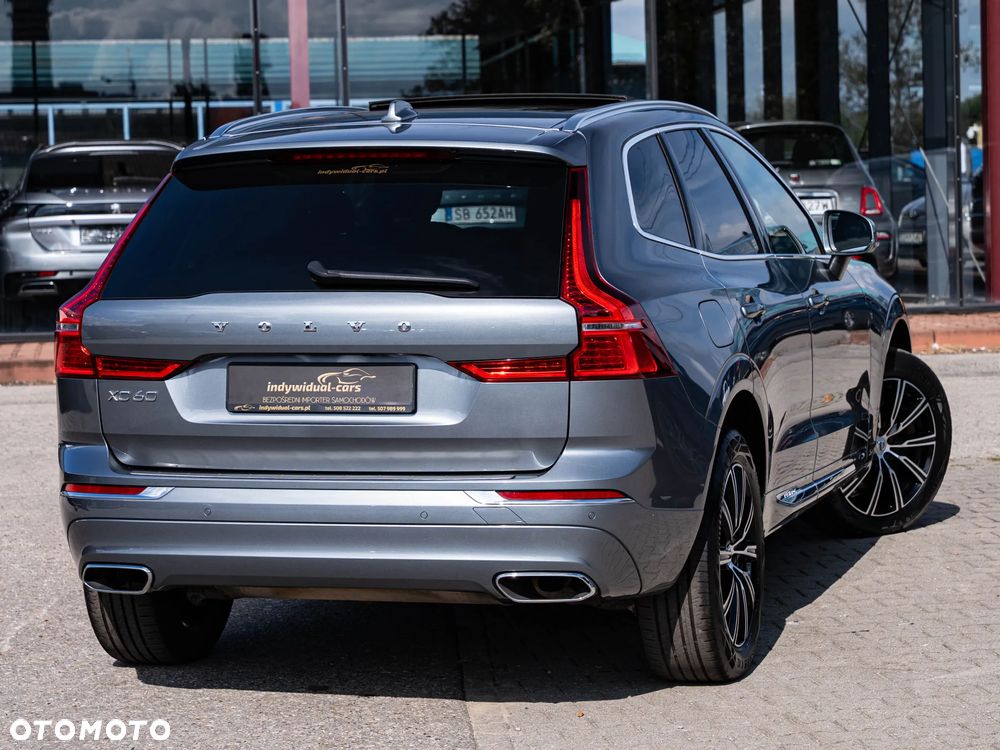 Volvo XC 60 T6 AWD Plug-In Hybrid Inscription - 2