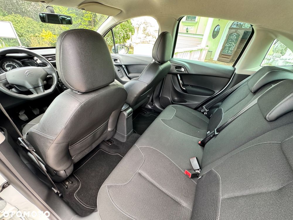 Citroën C3 1.2 PureTech Selection - 26