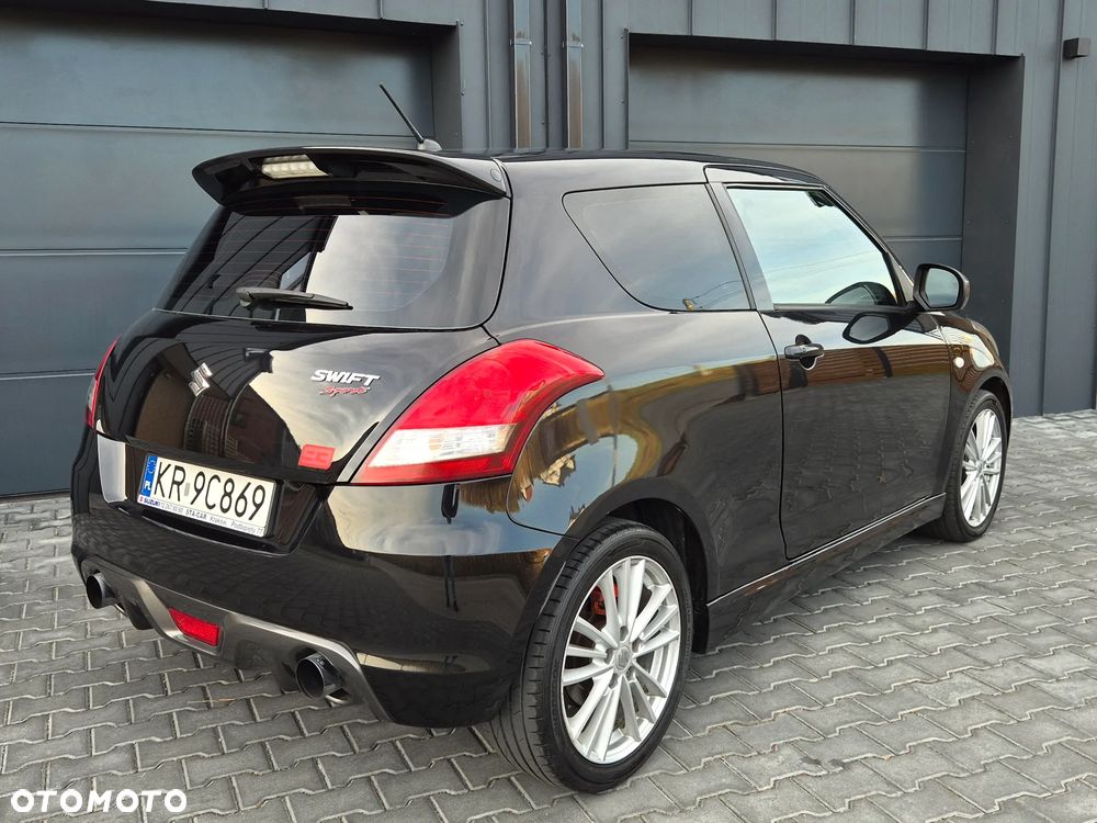 Suzuki Swift 2012 photo 4