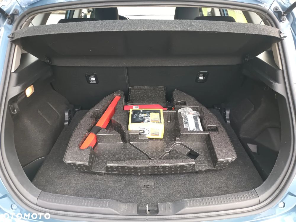Toyota Auris Hybrid 135 Premium - 15