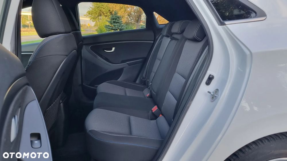 Hyundai i30 1.4 Passion - 15